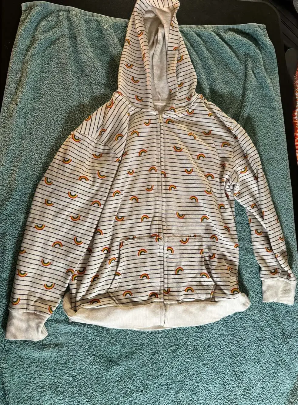 Cat & Jack Girls Striped Rainbow Print Zip-Up Hoodie‎